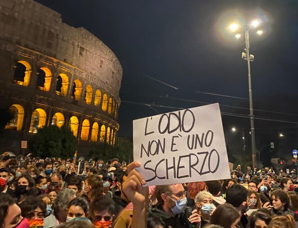 DDL Zan, a cosa potrebbe servire una raccolta firme di iniziativa popolare?