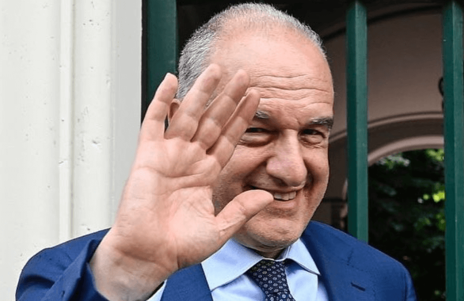 “Quali proposte sui diritti civili a Roma?”, e il candidato sindaco Michetti parla di autobus – il video è virale