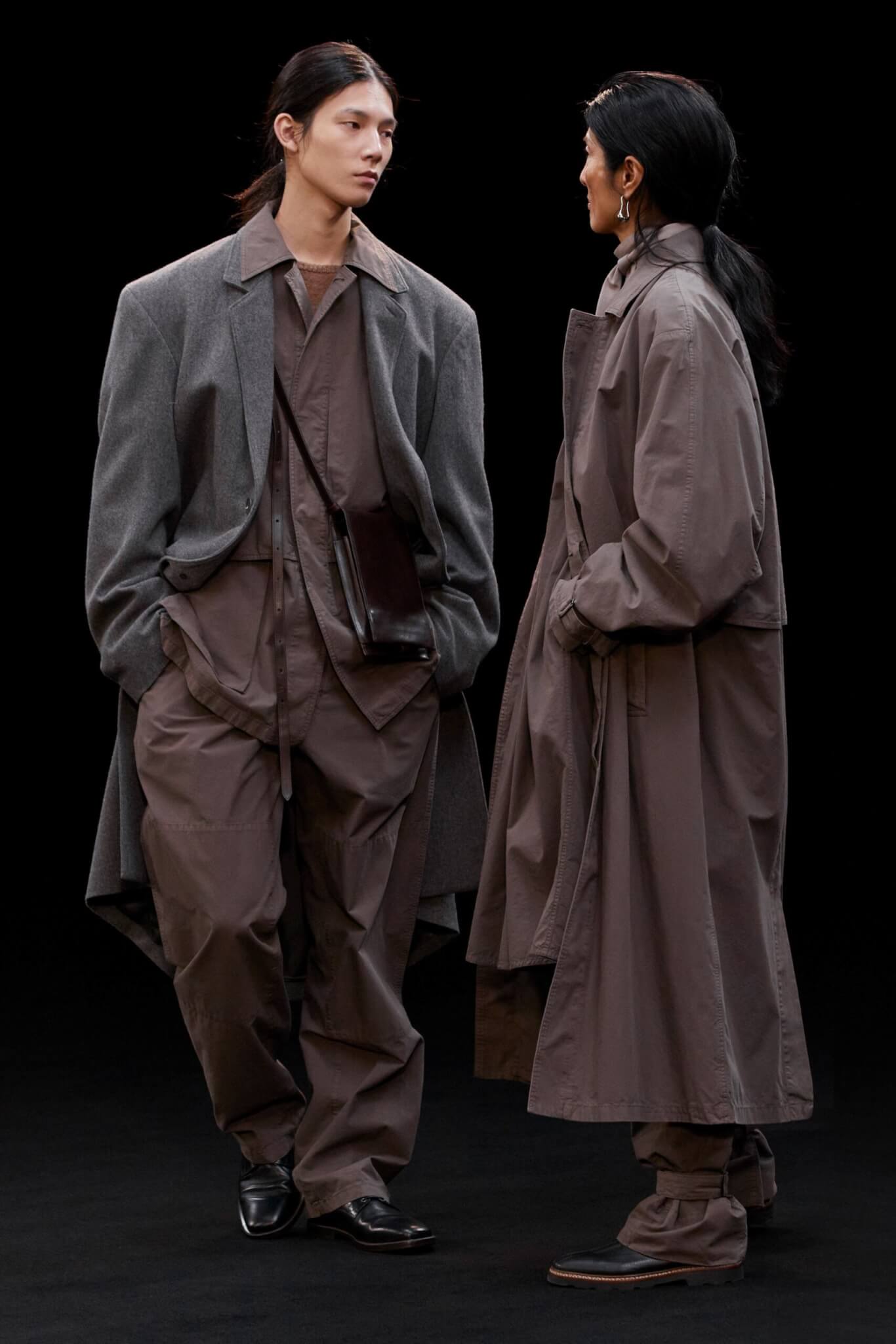 Melting pot, la moda uomo 21/22: i nostri 20 look preferiti per questo inverno - LEMAIRE scaled - Gay.it