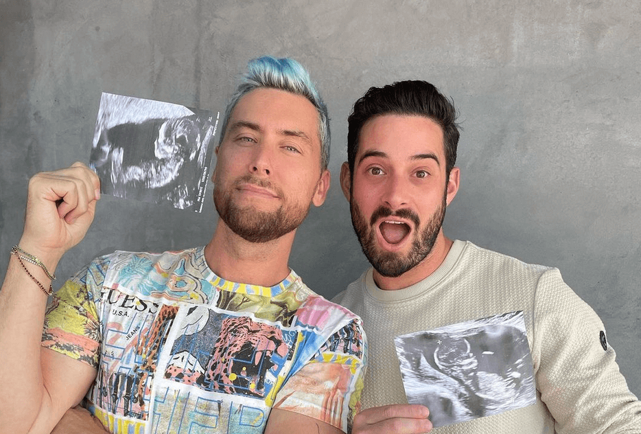 Lance Bass degli NSYNC e suo marito sono diventati genitori di due gemelli