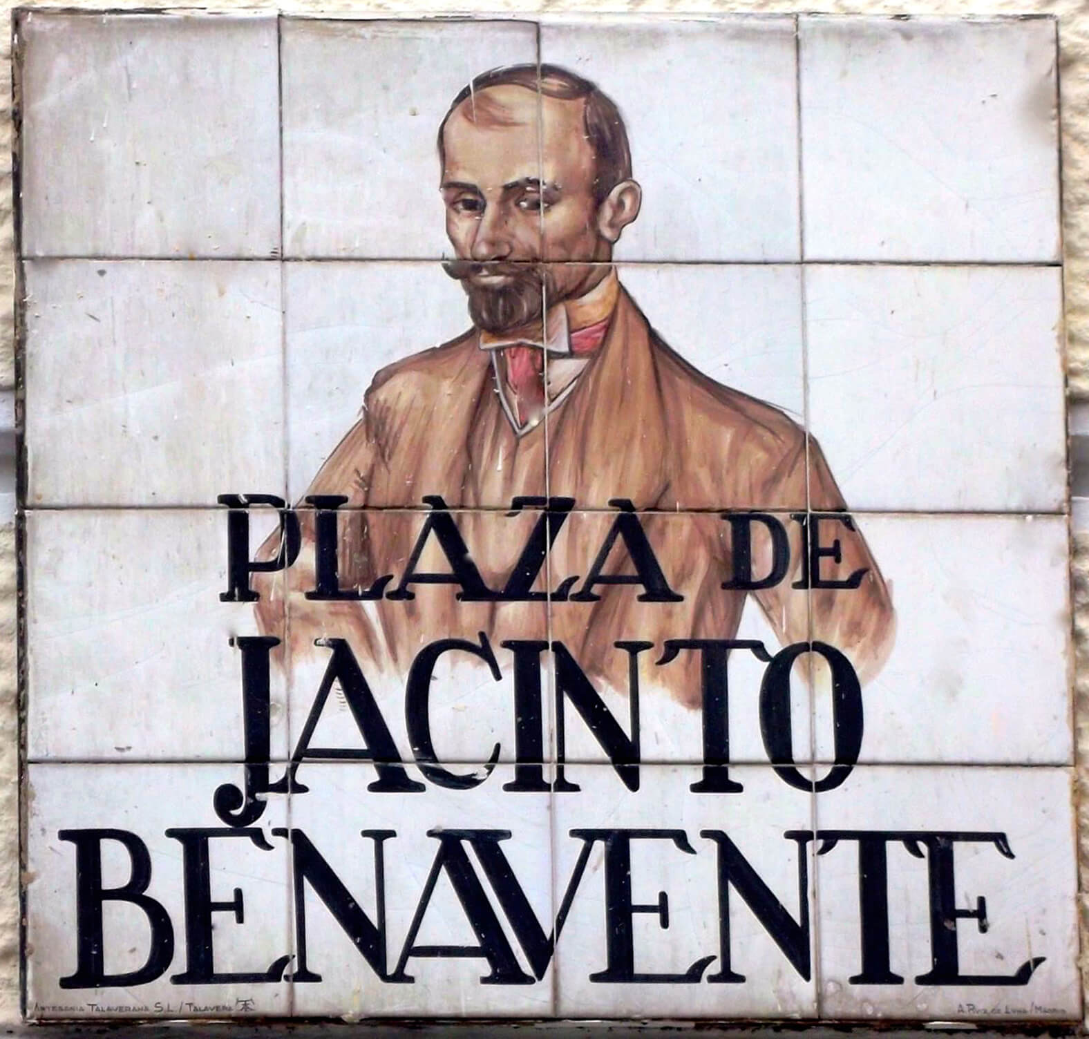 6 Premi Nobel LGBT che hanno scritto la Storia - Plaza de Jacinto Benavente Madrid - Gay.it
