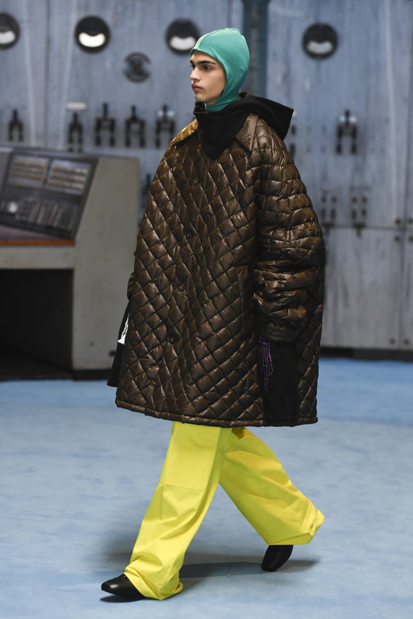 Melting pot, la moda uomo 21/22: i nostri 20 look preferiti per questo inverno - RAF SIMONS scaled - Gay.it