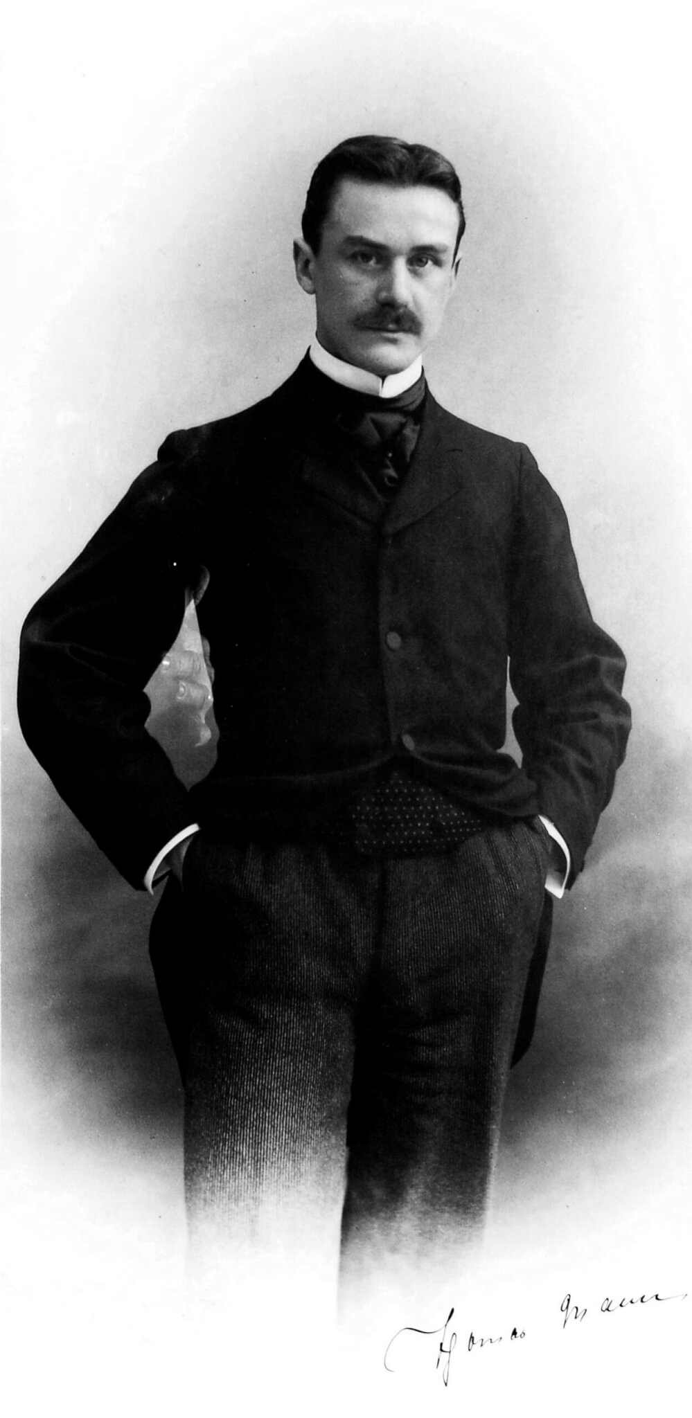 6 Premi Nobel LGBT che hanno scritto la Storia - Thomas Mann 1900 scaled - Gay.it