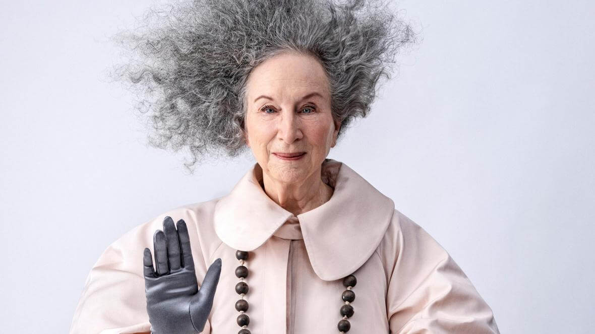 Margaret Atwood vs. Twitter: scoppia la polemica dopo l’articolo contro l’attivismo trans