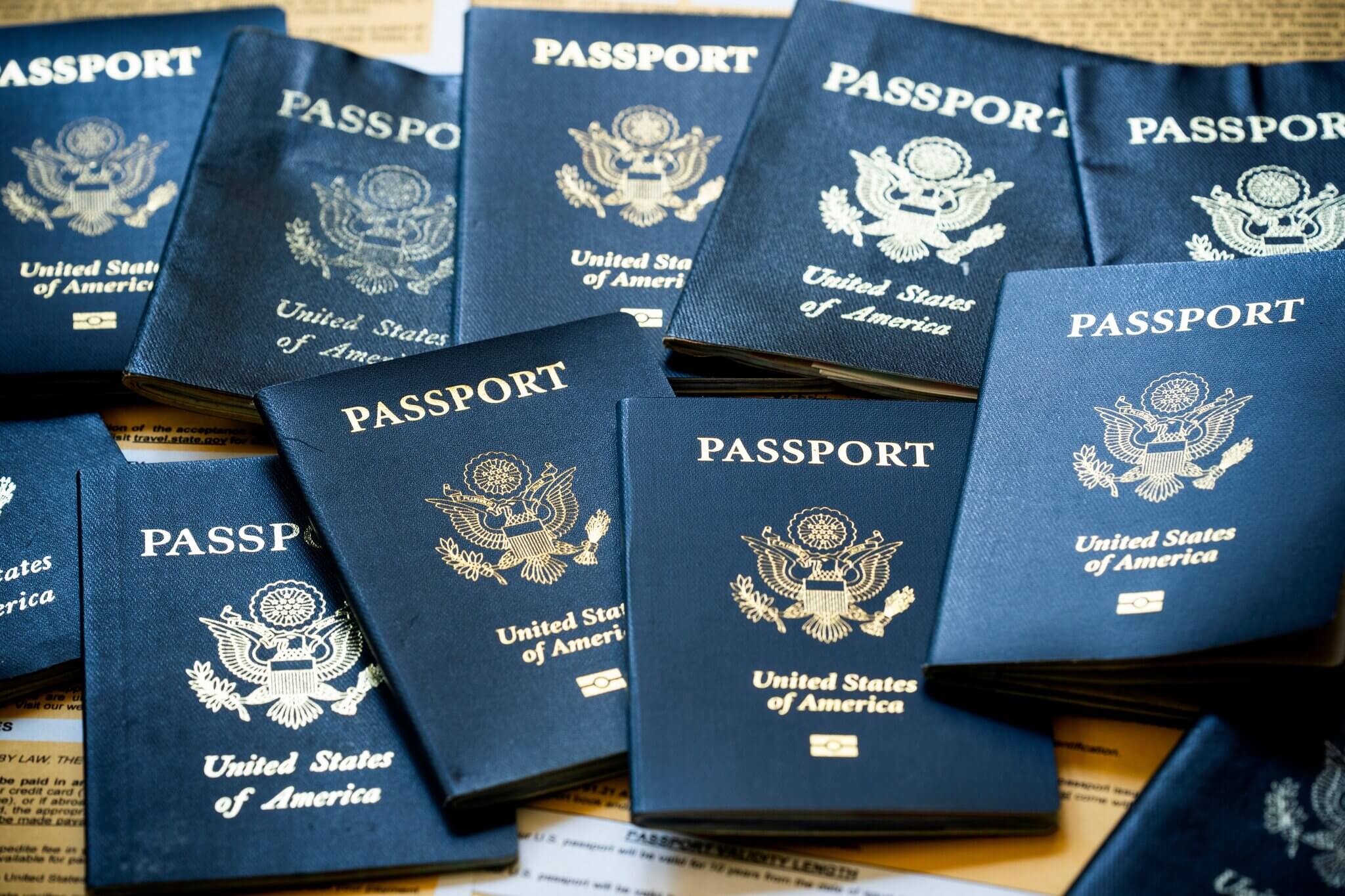 Intersessualità, passaporti USA con il terzo genere: uomo o donna? Ecco anche la lettera X
