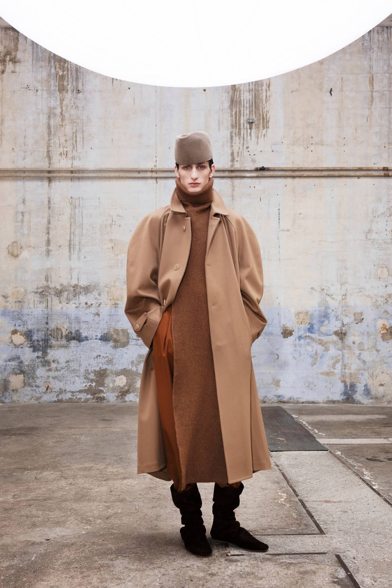 Moda genderless: ecco 15 look di libertà totale per l'inverno - 00004 Hed Mayner Fall 21 - Gay.it