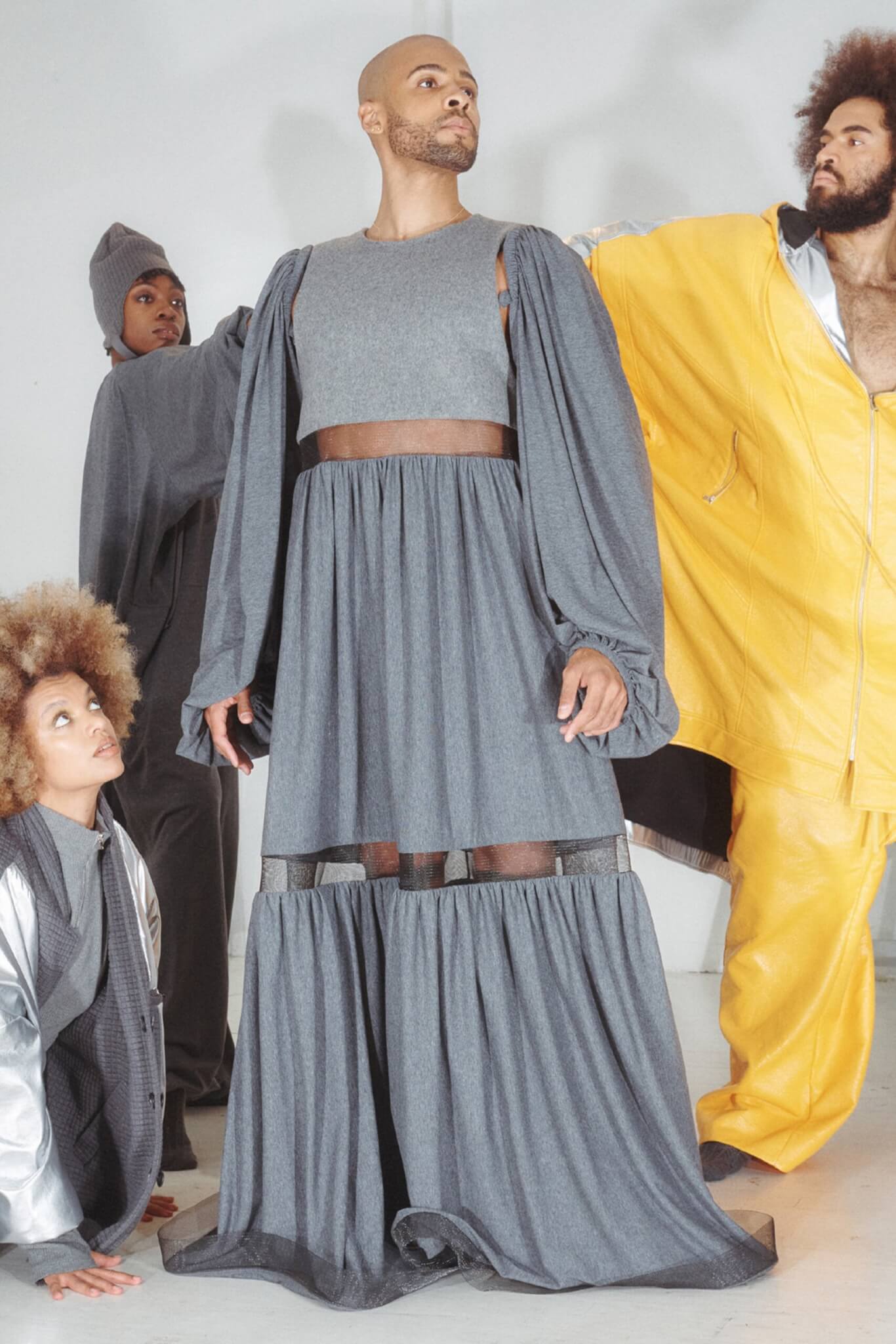 Moda genderless: ecco 15 look di libertà totale per l'inverno - A.POTTS scaled - Gay.it