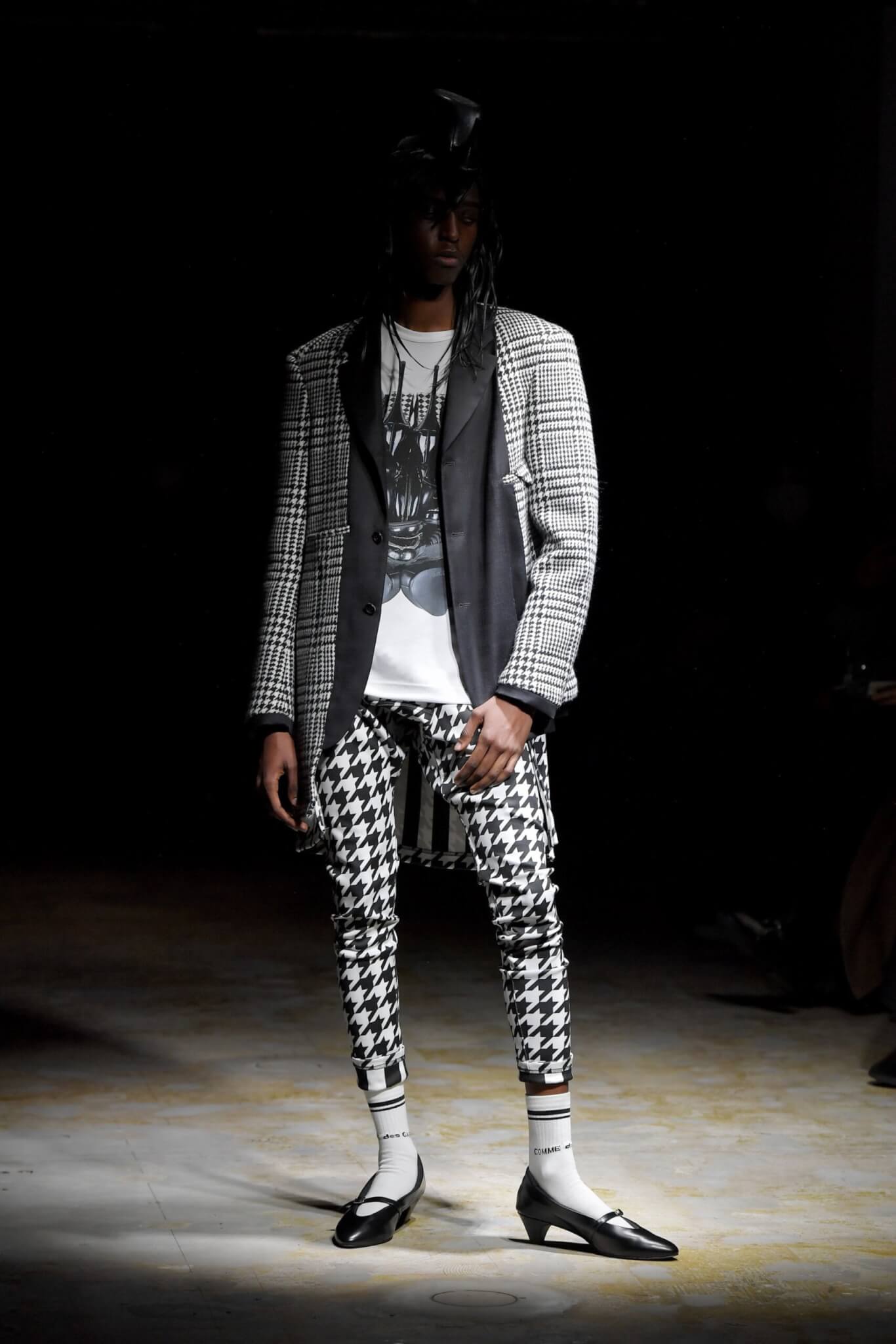 Moda genderless: ecco 15 look di libertà totale per l'inverno - COMME DES GARCONS HOMME PLUS scaled - Gay.it