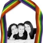 Codacons, il calendario 2022 dedicato alle famiglie arcobaleno - Thumbnail