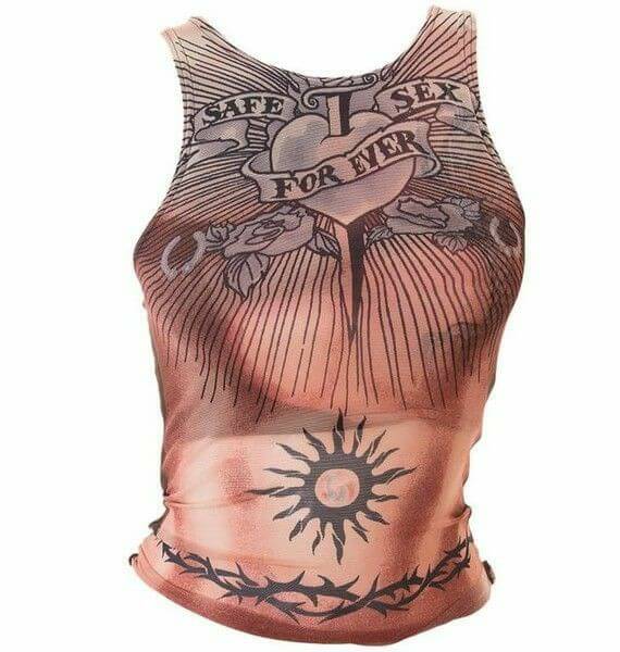 Sexmania: i brand firmano preservativi e merchandising - EfROF1aWsAE06T5 - Gay.it