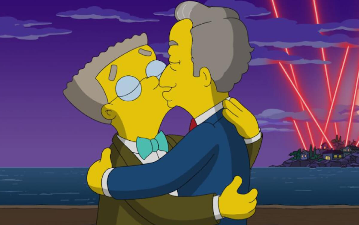 La Fobia di Homer, 29 anni fa andava in onda lo storico episodio dei Simpson che ridicolizzava l'omofobia (VIDEO) - I Simpson Waylon Smithers ha un fidanzato nella nuova storica puntata - Gay.it