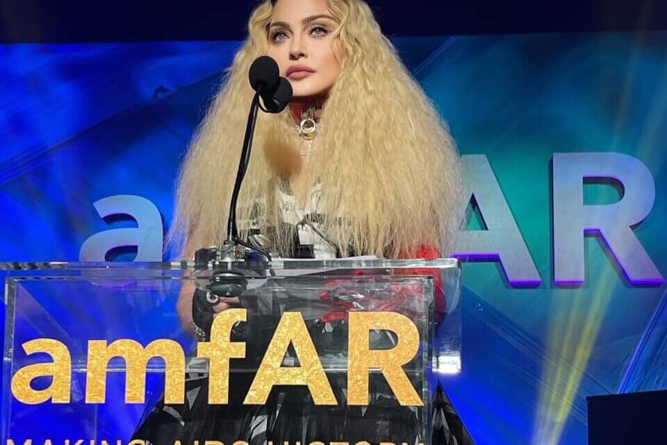 Madonna aids amfar