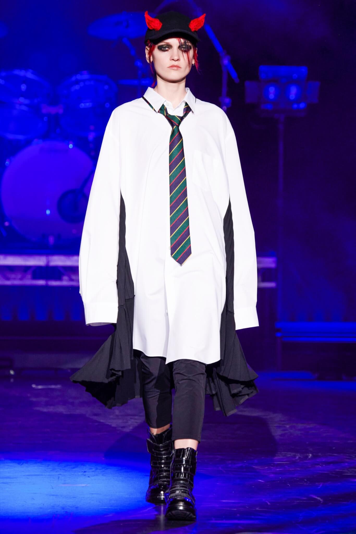 Moda genderless: ecco 15 look di libertà totale per l'inverno - JUNYA WATANABE scaled - Gay.it