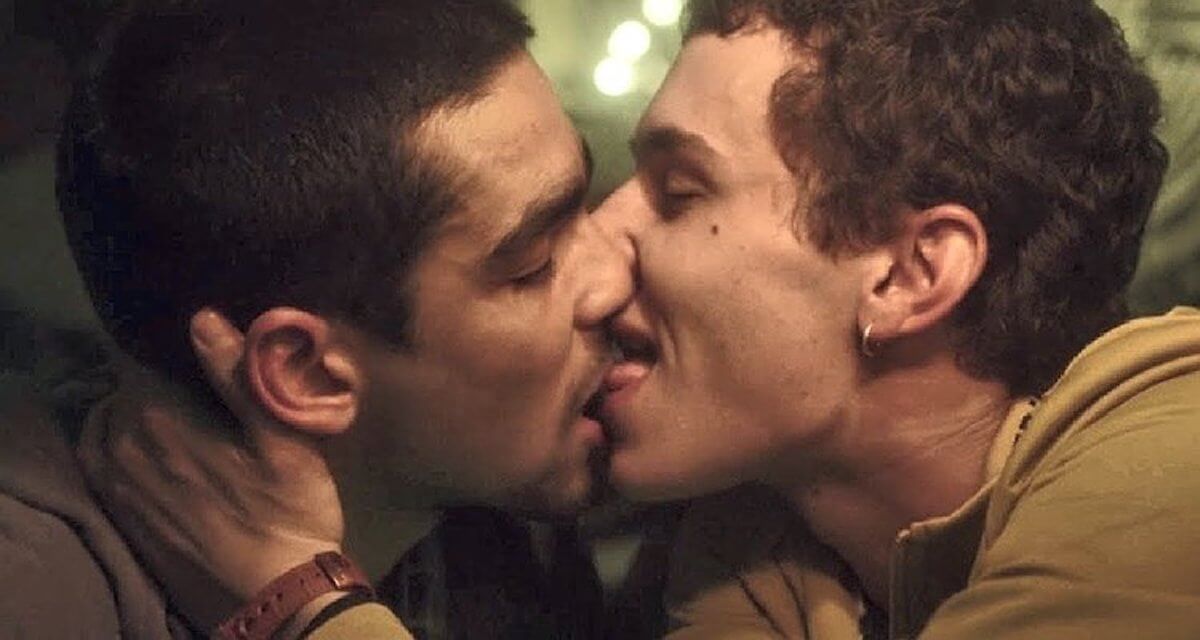 Russia, processo a Netflix per “contenuti LGBTQ+”