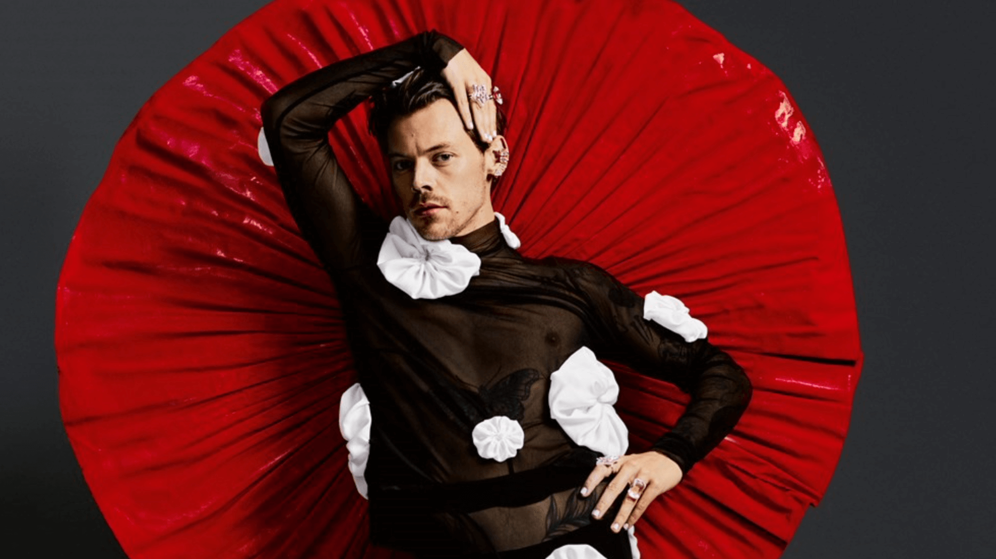 Harry Styles lancia un beauty brand gender-neutral