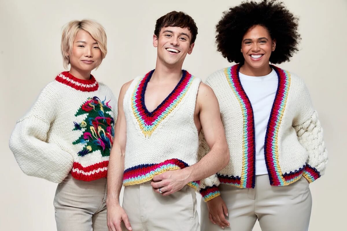 Tom Daley lancia sul mercato la sua prima collezione con il kit per lavorare a maglia