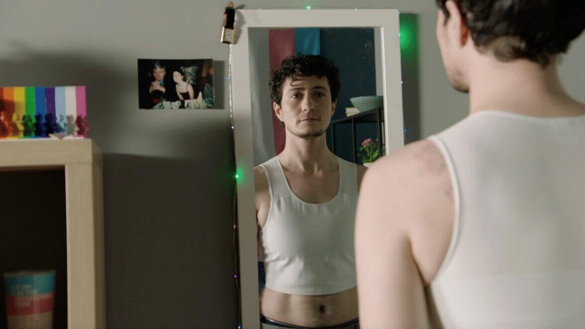 Tom’s Story: un cortometraggio e l’Intelligenza Artificiale spiegano la giornata di un ragazzo trans*