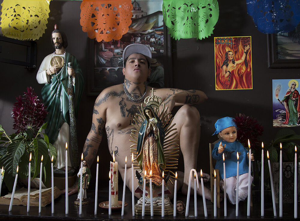 Intervista a Diego Moreno: la dittatura della religione cattolica e la fotografia come arte per redimerla