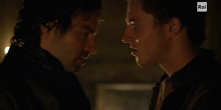 Le 11 scene "più hot" tra le serie tv del 2021 - Leonardo gay - Gay.it