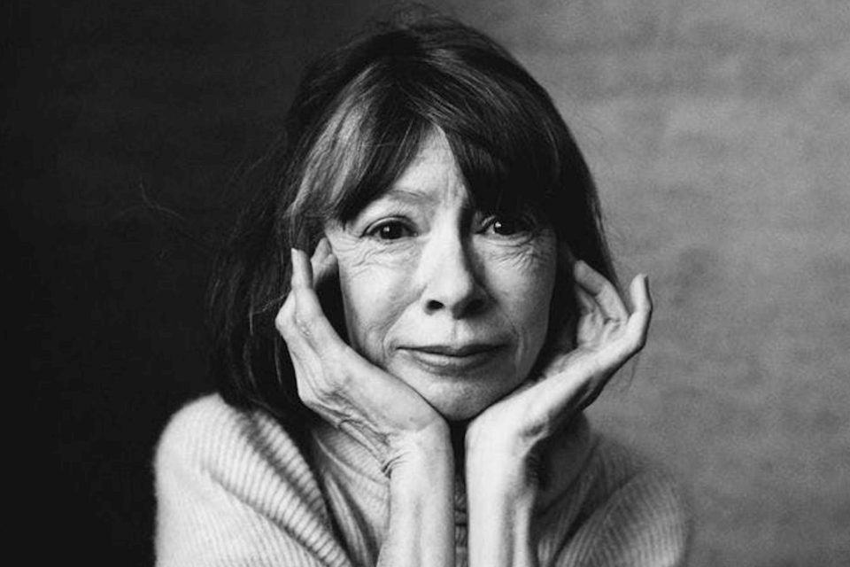 Addio Joan Didion, e grazie per il tuo dolore
