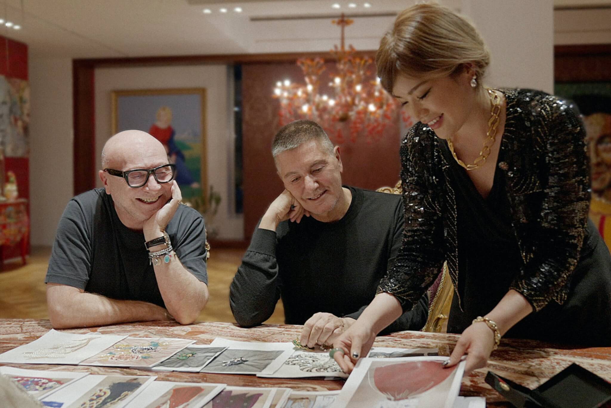 Moda, largo ai giovani: i marchi del lusso investono sui nuovi designer - dolce e gabbana collaborazione miss sohee scaled - Gay.it