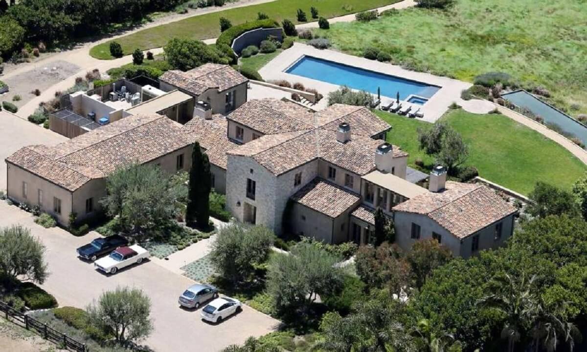 10+1 case pazzesche di celebrities internazionali - lady gaga casa malibu 1 - Gay.it
