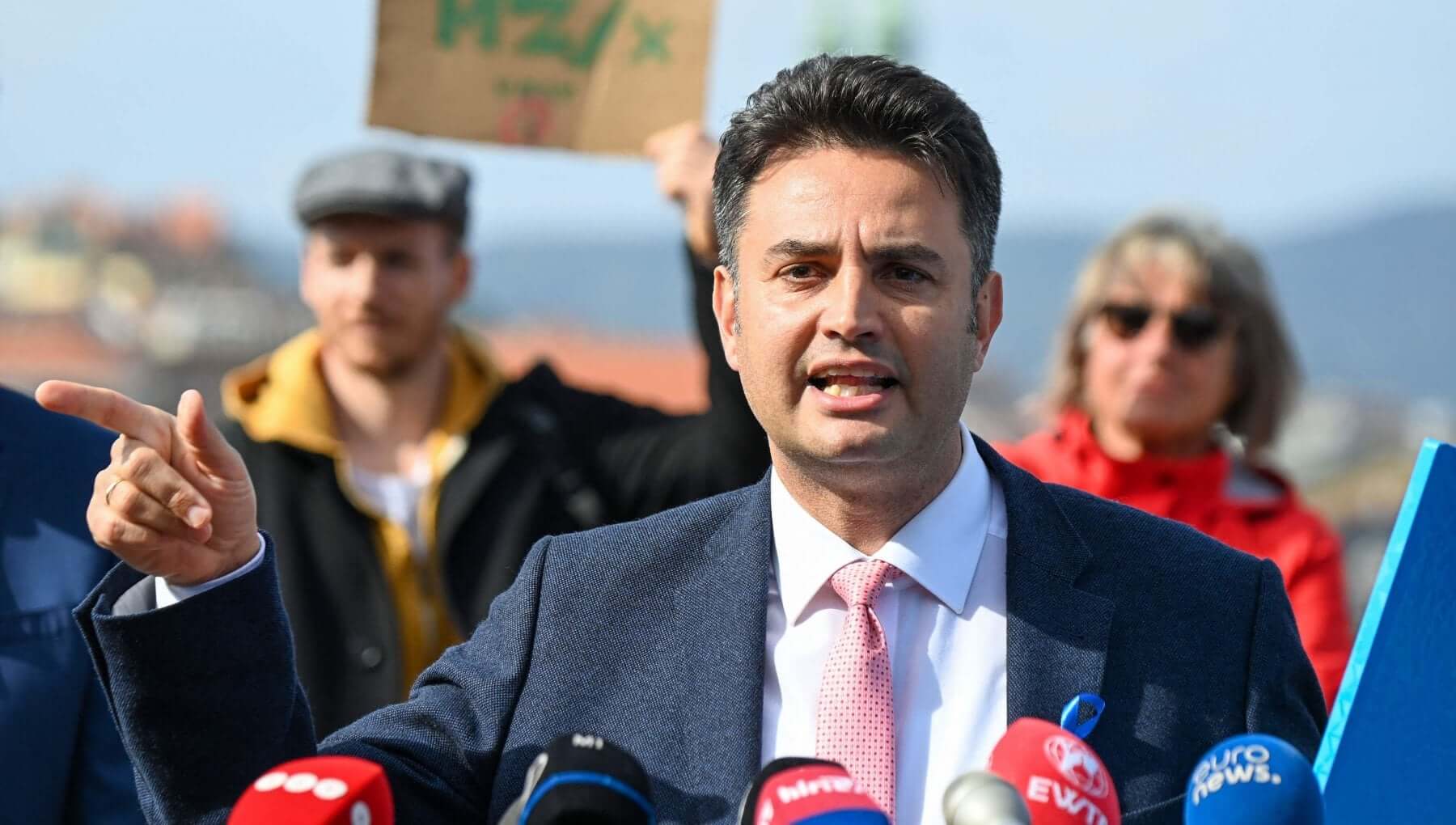 Viktor Orban, Donald Trump, elezioni Ungheria, omofobo