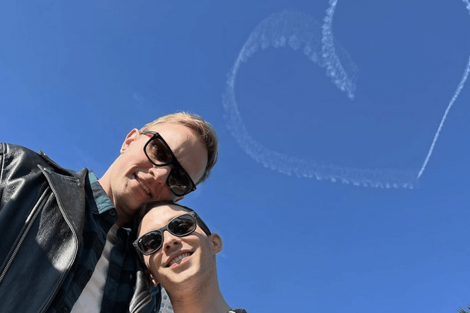 L’olimpionico Adam Rippon ha sposato l’amato Jussi-Pekka Kajaala