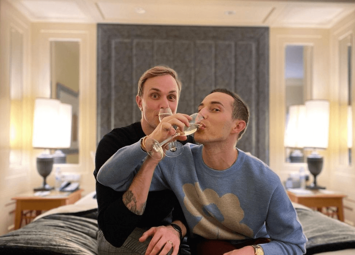 L'olimpionico Adam Rippon ha sposato l'amato Jussi-Pekka Kajaala - Adam Rippon sposo - Gay.it