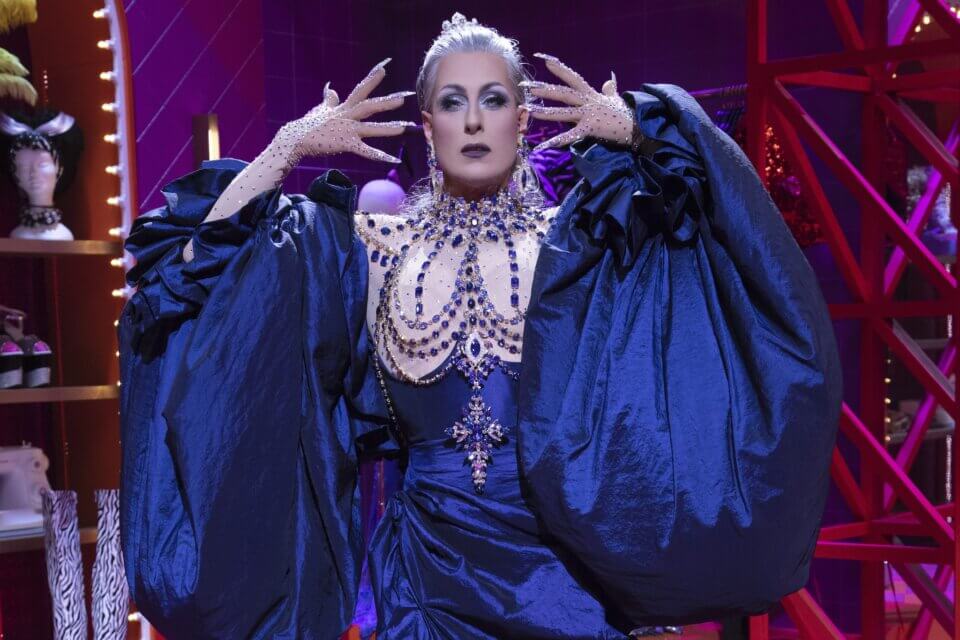 Intervista a Enorma Jean, luci e ombre della Drag Queen più discussa di Drag Race Italia
