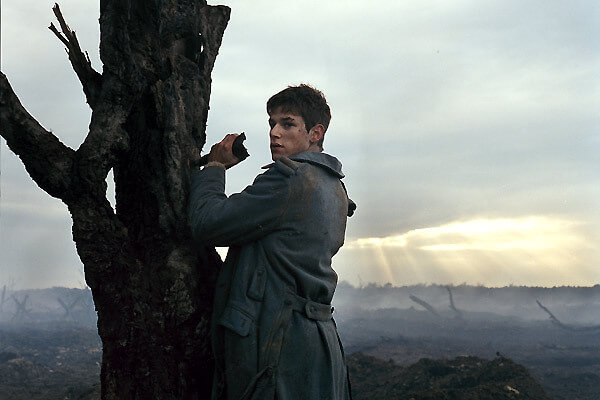 Gaspard Ulliel in Una lunga domenica di passioni