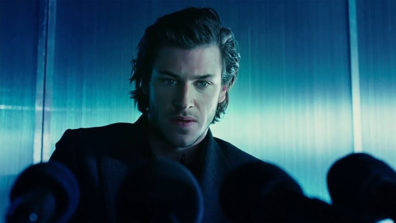 Gaspard Ulliel per Chanel
