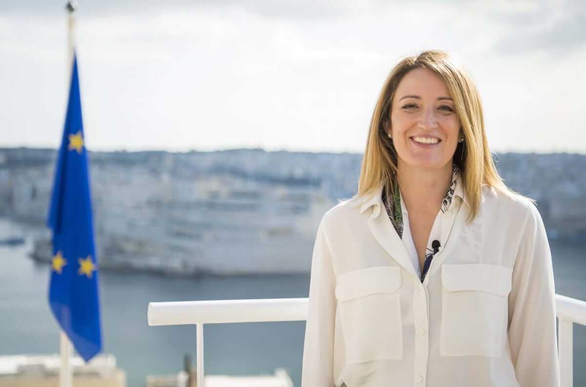 Roberta Metsola nuova presidente del Parlamento europeo. Da “spudoratamente pro life” alla difesa dei diritti di tutti