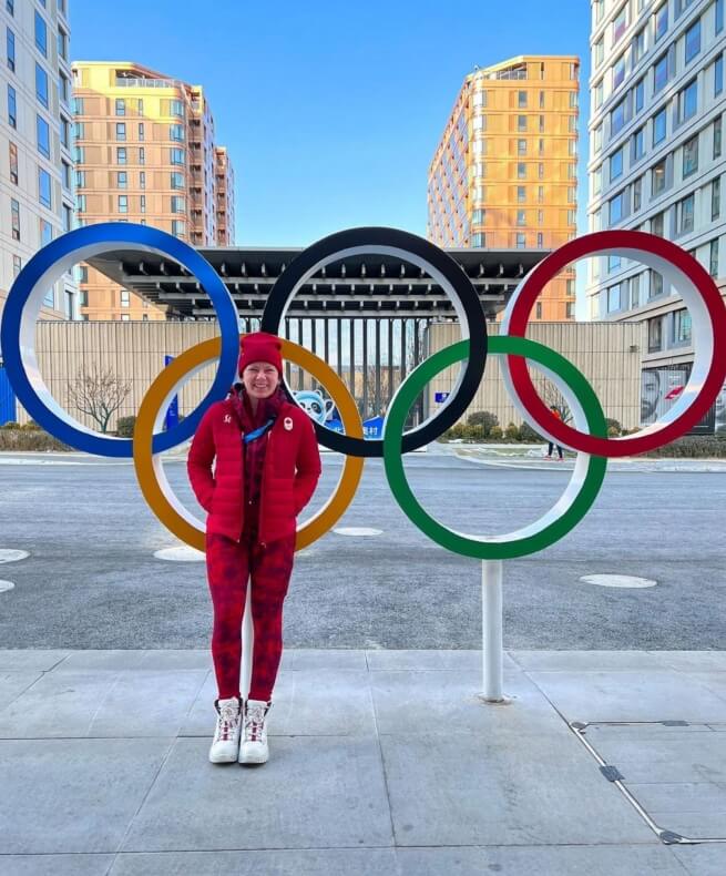 Pechino 2022, al via le Olimpiadi con il record del Canada: 7 giocatrici dichiaratamente queer nell'hockey - 2 erin ambrose - Gay.it