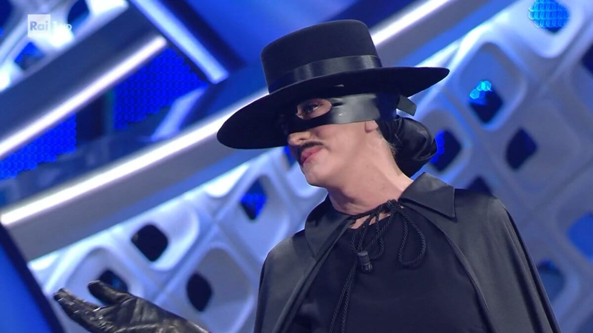 Drusilla Foer regina di Sanremo 2022, video - Drusilla Foer Zorro - Gay.it