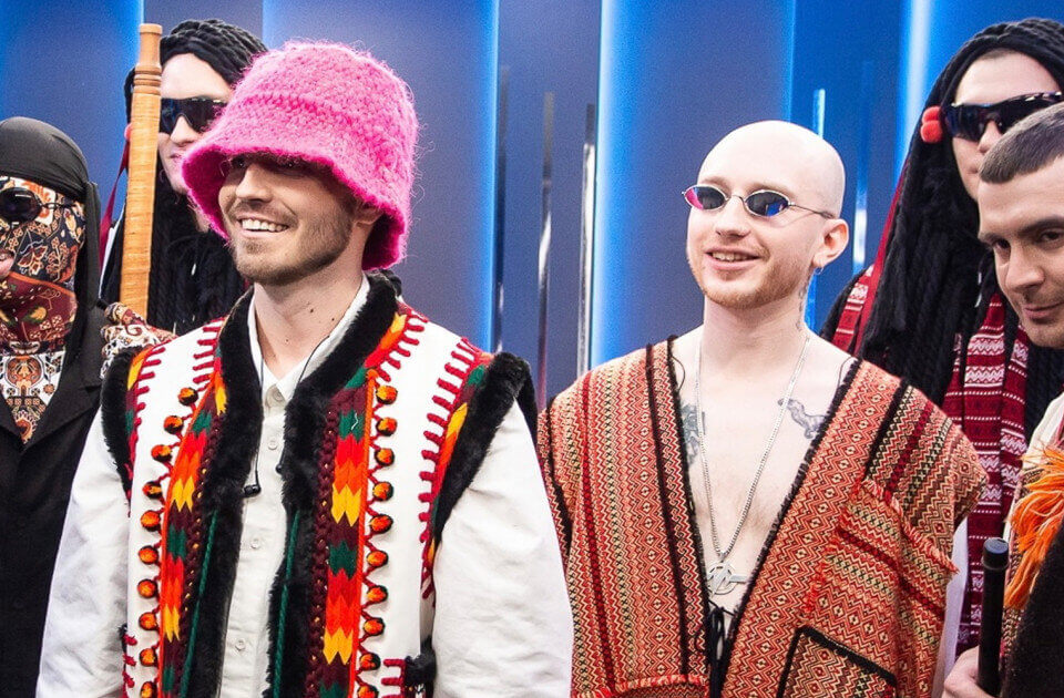 Eurovision 2022, l’Ucraina sceglie il travolgente rap folk dei Kalush Orchestra – VIDEO