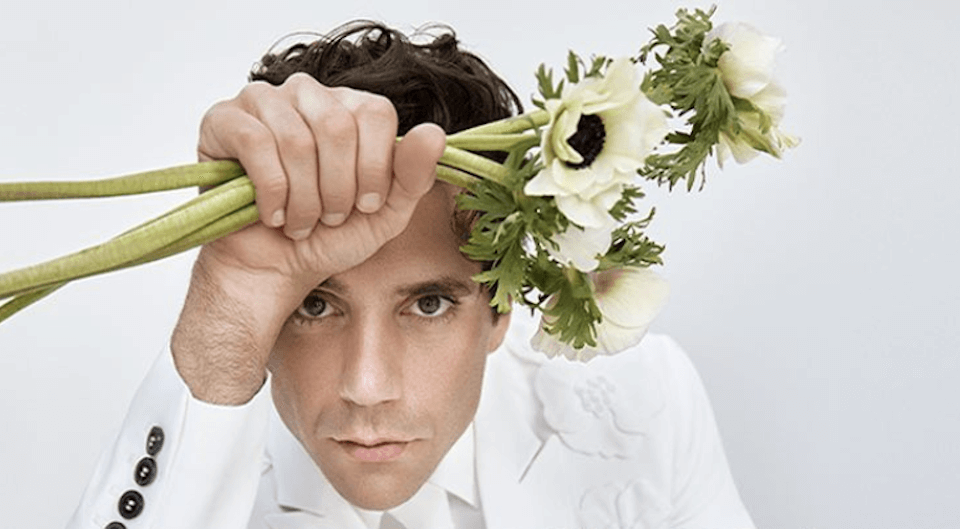 Sanremo 2022, Mika al Festival per ufficializzare la conduzione dell’Eurovision 2022 con Pausini e Cattelan