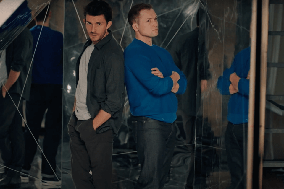 Jonathan Bailey di Bridgerton e Taron Egerton a teatro con “Cock”