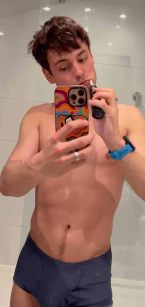 Tom Daley Homecoming for Red Nose Day 6