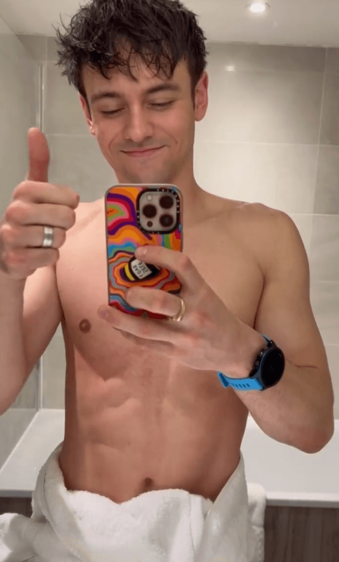 Tom Daley Homecoming for Red Nose Day 7