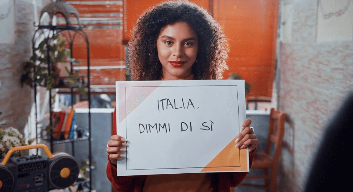 #ItaliaDimmidiSì, è virale la campagna per disciplinare l’acquisizione della cittadinanza italiana – VIDEO