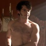 Jonathan Bailey Bridgerton - Thumbnail