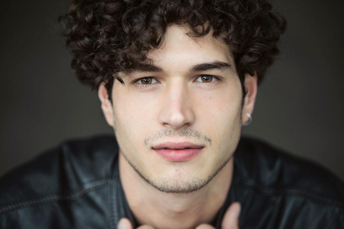 Tutti parlano di Giancarlo Commare, la nostra intervista al Jamie italiano - 677A8796 - Gay.it