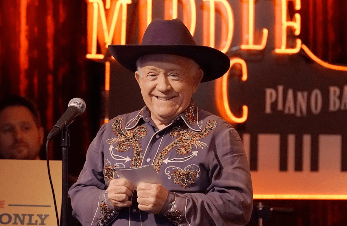Leslie Jordan di Will and Grace rivela cosa gli detto sua madre quando ha fatto coming out all’età di 12 anni – VIDEO