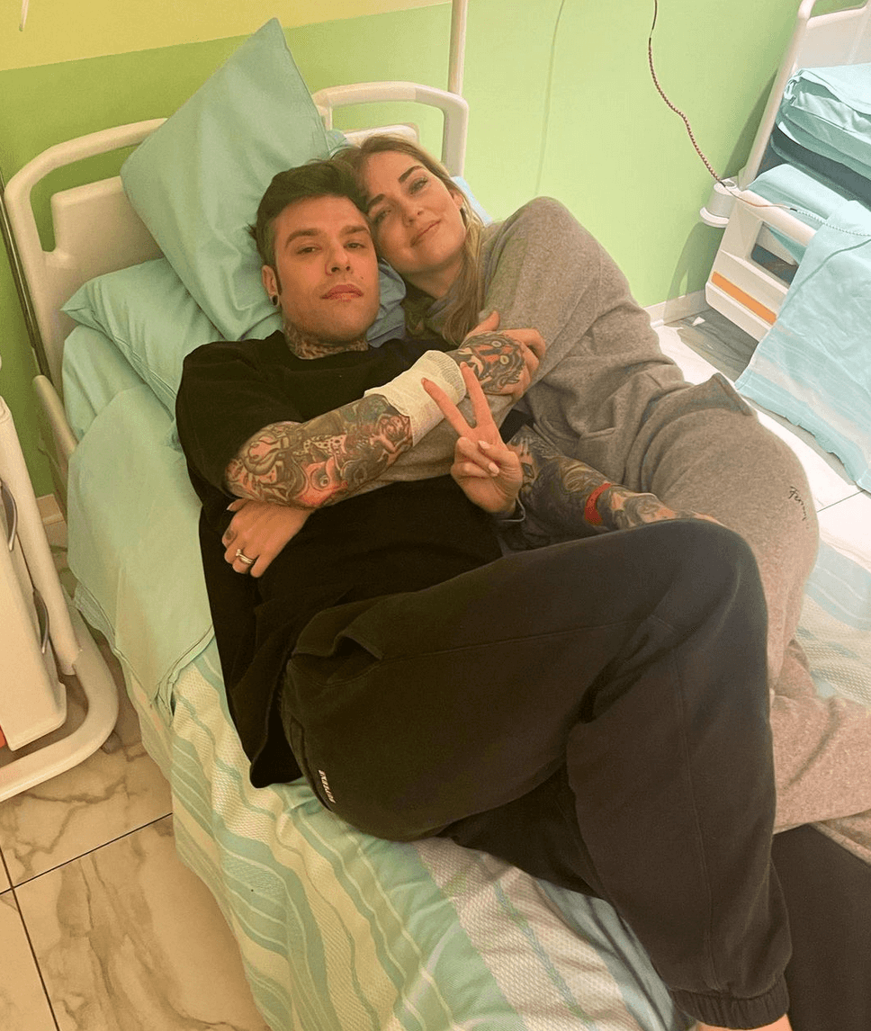 Fedez operato per un tumore al pancreas: "Dopo 6 ore di intervento sto bene e non vedo l'ora di tornare a casa" - Schermata 2022 03 24 alle 13.53.01 - Gay.it