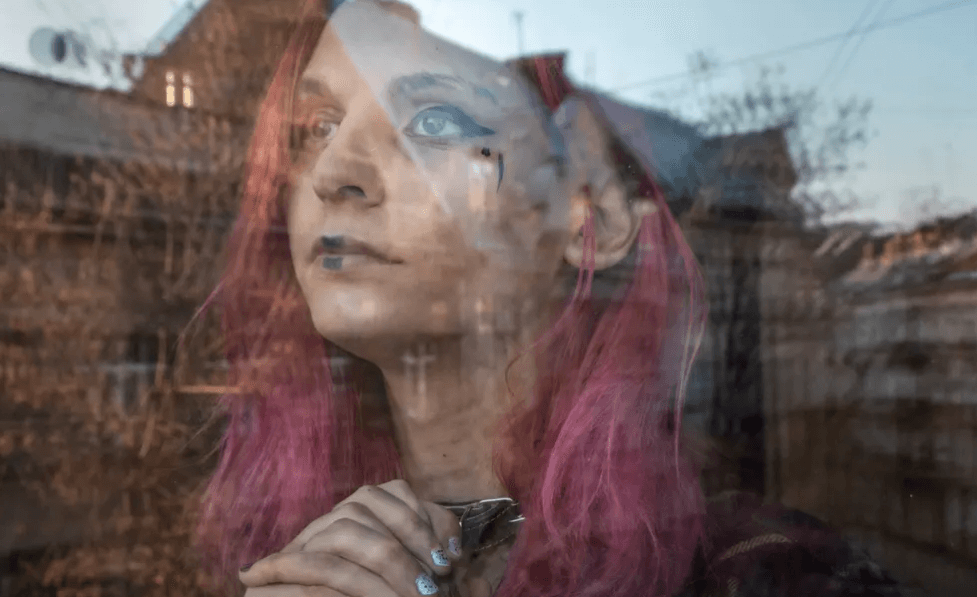 Ucraina, respinte donne transgender al confine perché ‘sono uomini e devono combattere contro la Russia’