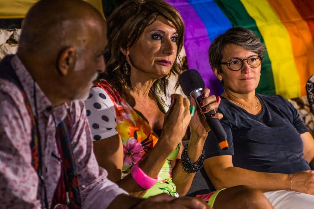 "La storia non bussa, ma irrompe sulla scena, questa è una battaglia transfemminista", De Simone ci parla della Sherocco Academy - 6 1024x682 1 - Gay.it