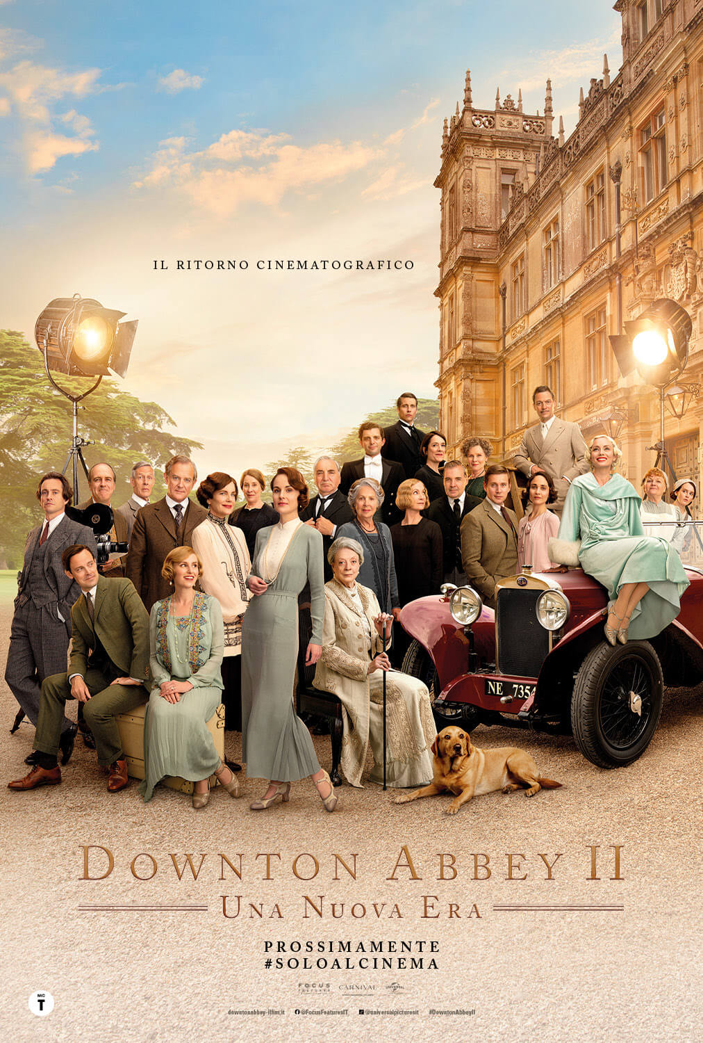 Downton Abbey 2, la recensione: "Una stagione in un sequel, una Nuova Era per un degno finale" - Downton Abbey poster - Gay.it
