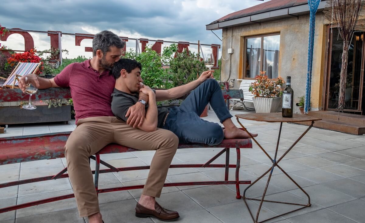 Le Fate Ignoranti, tutte le curiosità sulla serie Disney+ di Ferzan Ozpetek - Le Fate Ignoranti 0014 - Gay.it