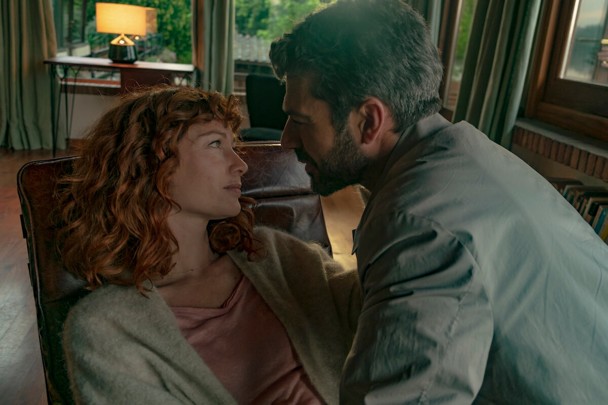 Le Fate Ignoranti, la recensione della serie di Ferzan Ozpetek. "Bentornati a casa" - Le Fate Ignoranti 9439 - Gay.it